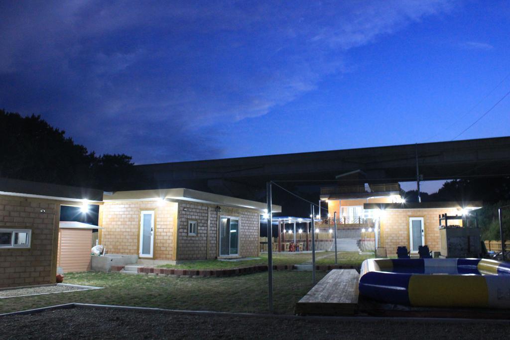 Tobang Red Clay Pension Phohang Kültér fotó